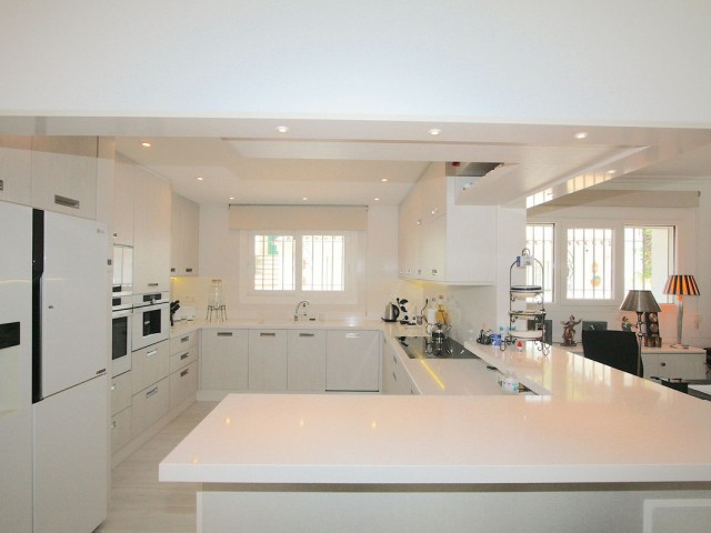 4 Schlafzimmer Villa in Mijas Golf