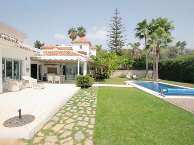 4 Schlafzimmer Villa in Mijas Golf
