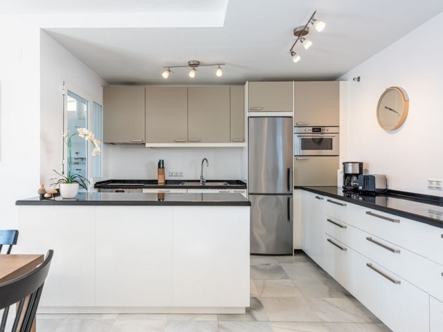 3 Bedrooms Apartment in Nueva Andalucía