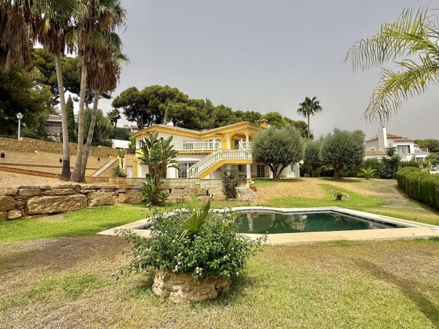 5 Makuuhuoneen Huvila Hacienda Las Chapas