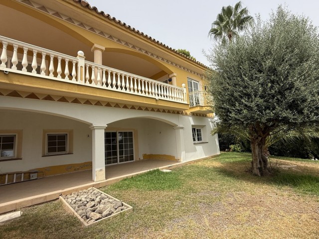 5 Makuuhuoneen Huvila Hacienda Las Chapas