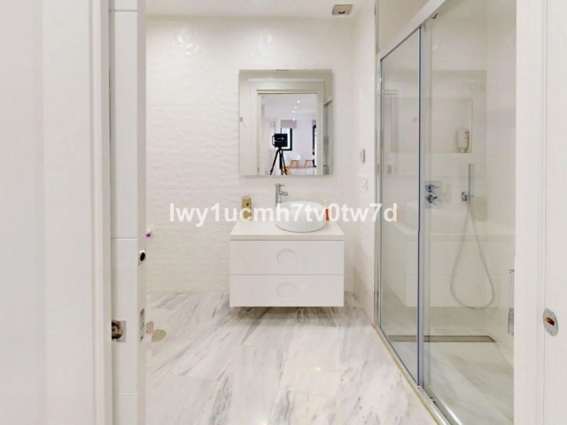 3 Bedrooms Apartment in Malagueta