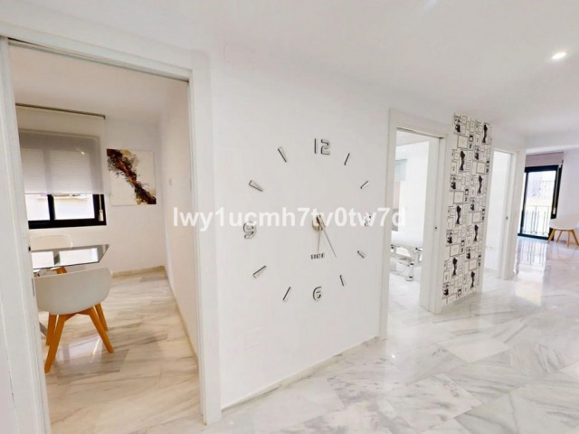 3 Bedrooms Apartment in Malagueta