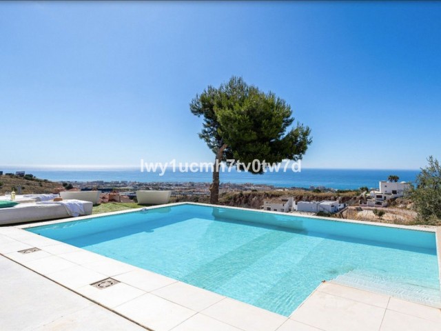 4 Sovrums Villa i Benalmadena
