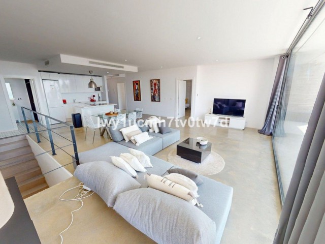 4 Bedrooms Villa in Benalmadena