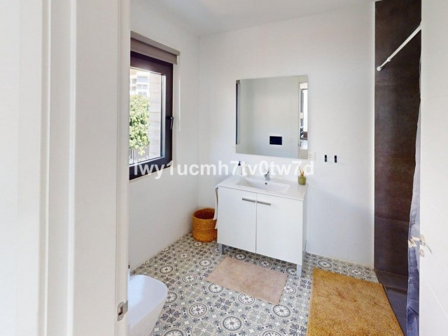 4 Bedrooms Villa in Benalmadena