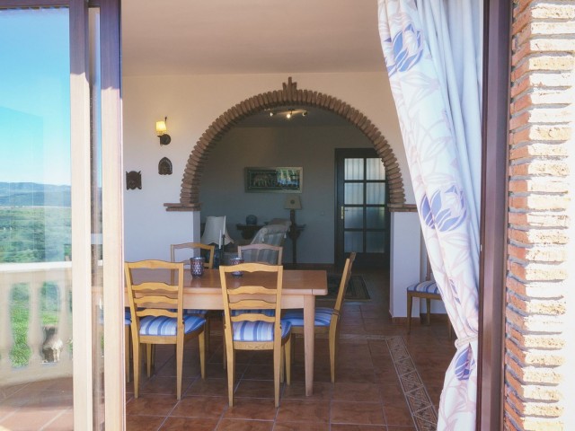 6 Sovrums Villa i Estepona