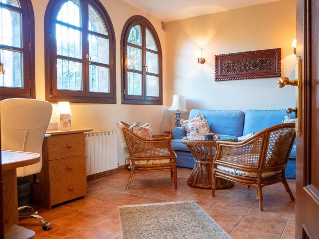 6 Sovrums Villa i Estepona