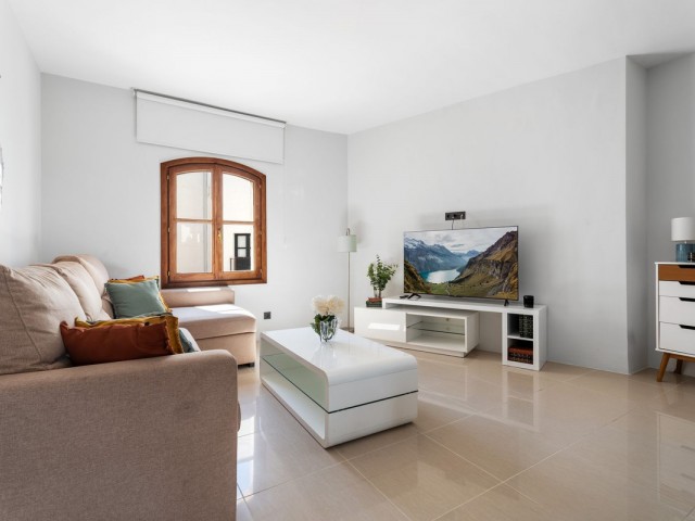 2 Bedrooms Apartment in Puerto Banús