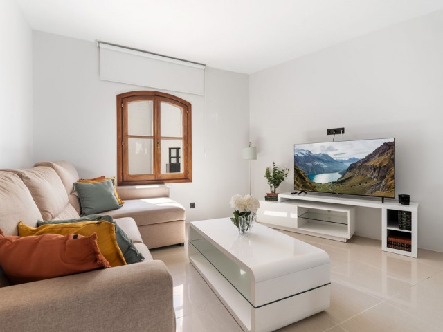 3 Bedrooms Apartment in Puerto Banús