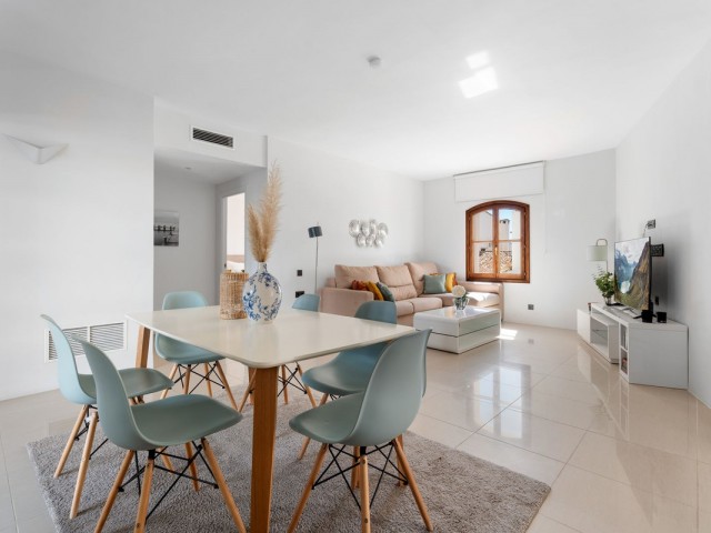 3 Bedrooms Apartment in Puerto Banús
