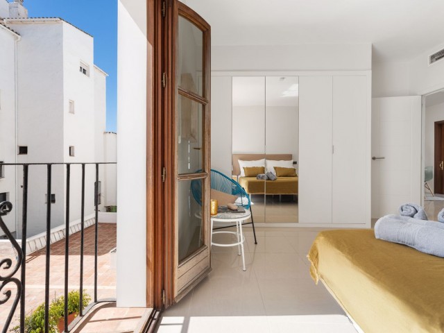 3 Bedrooms Apartment in Puerto Banús