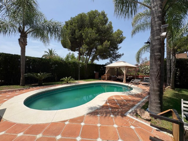 Villa avec 3 Chambres  à Elviria
