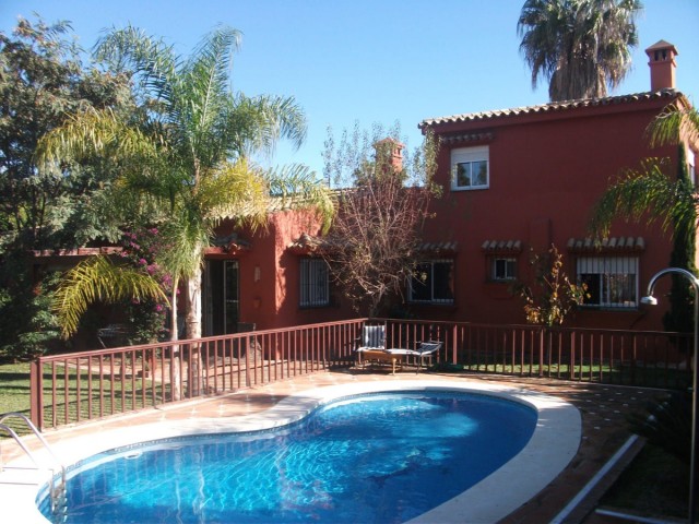 Villa avec 3 Chambres  à Elviria