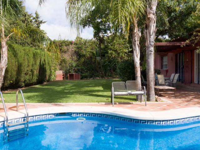 Villa avec 3 Chambres  à Elviria
