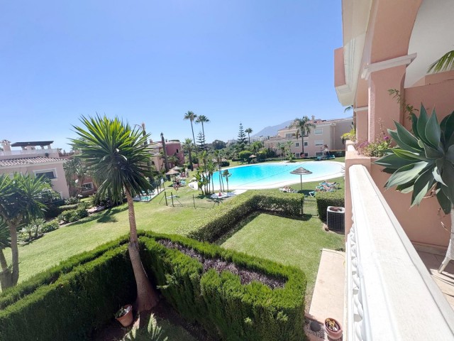 2 Bedrooms Apartment in Estepona