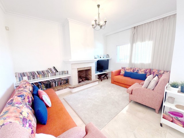 2 Bedrooms Apartment in Estepona