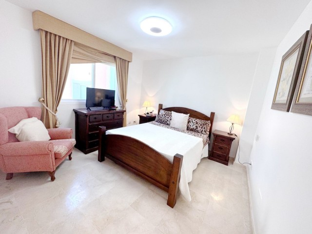 2 Bedrooms Apartment in Estepona