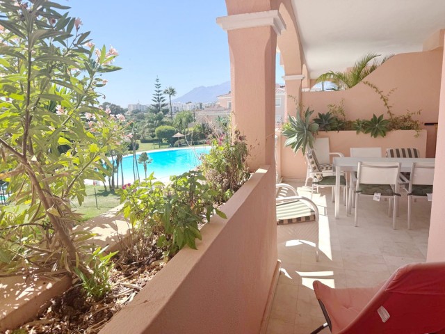 2 Bedrooms Apartment in Estepona
