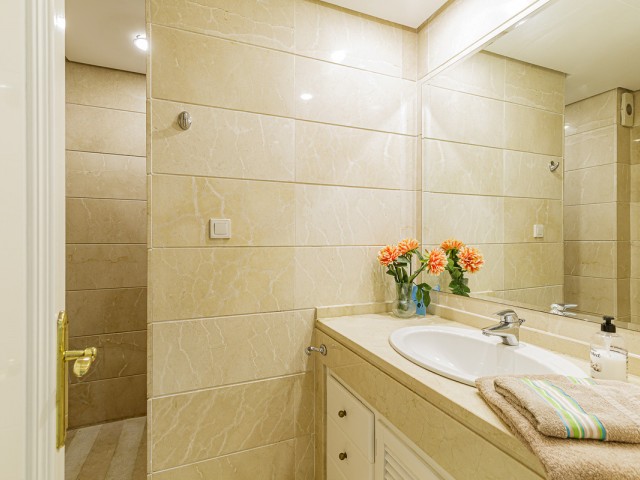 2 Slaapkamer Appartement in Estepona