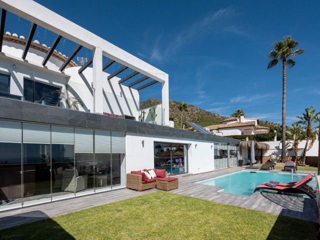 4 Schlafzimmer Villa in Mijas Costa