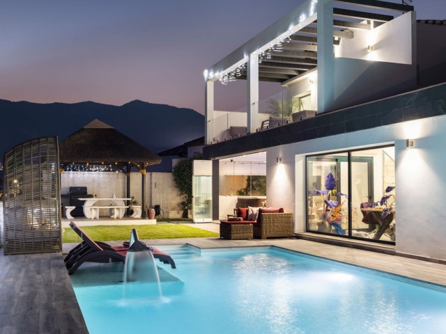 4 Schlafzimmer Villa in Mijas Costa