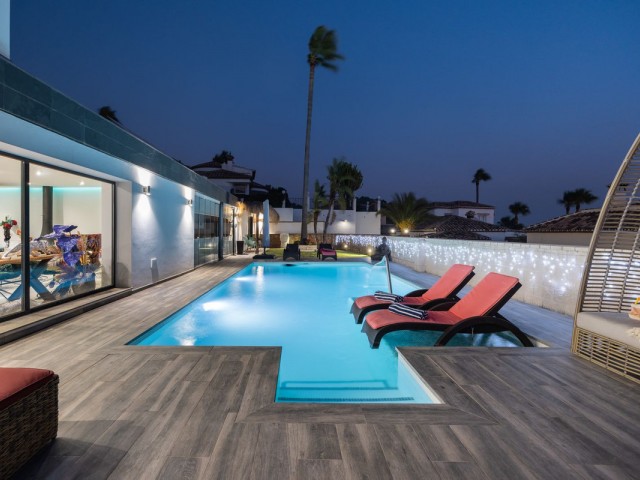 4 Soveroms Villa i Mijas Costa