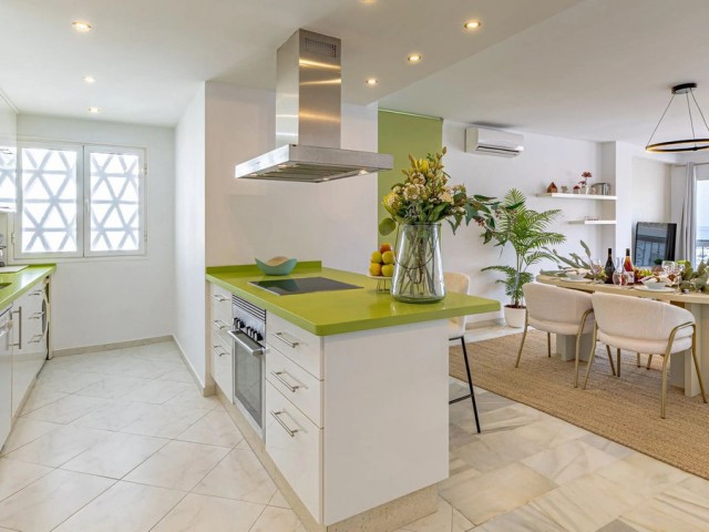 2 Bedrooms Apartment in Puerto Banús