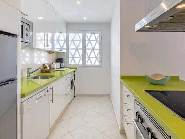 2 Bedrooms Apartment in Puerto Banús