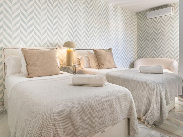 2 Bedrooms Apartment in Puerto Banús