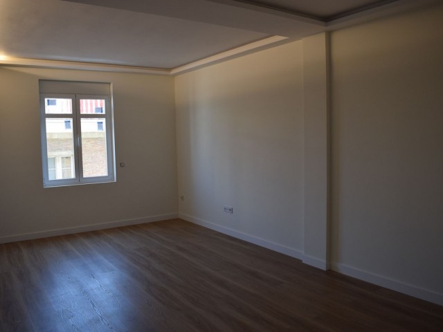 3 Bedrooms Apartment in Málaga Centro