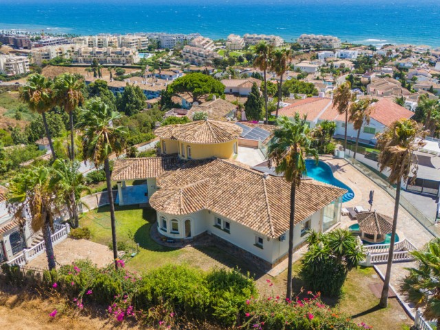 5 Sovrums Villa i El Chaparral