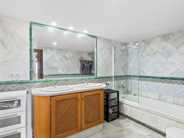 Appartement avec 2 Chambres  à Monte Halcones