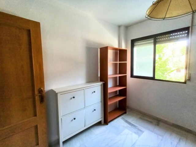 4 Bedrooms Apartment in La Carihuela