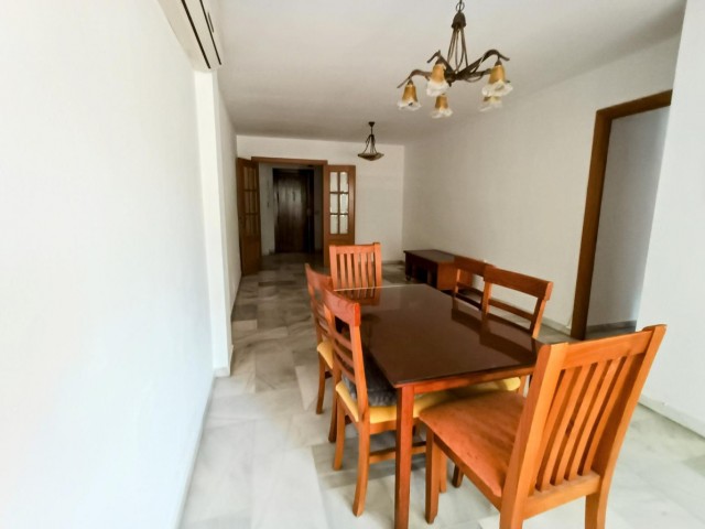 4 Schlafzimmer Apartment in La Carihuela