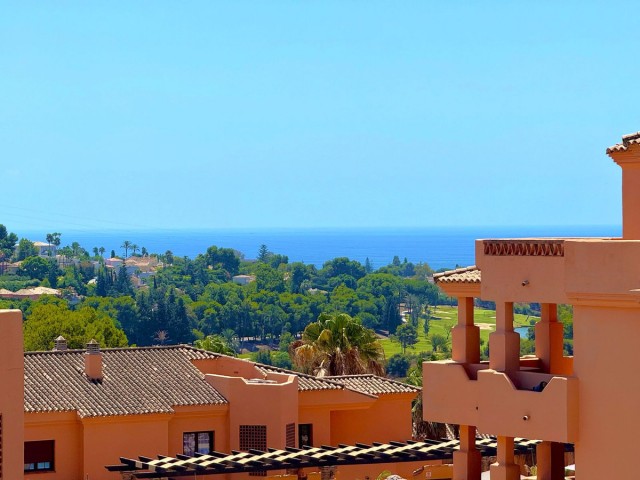 3 Bedrooms Apartment in Benahavís