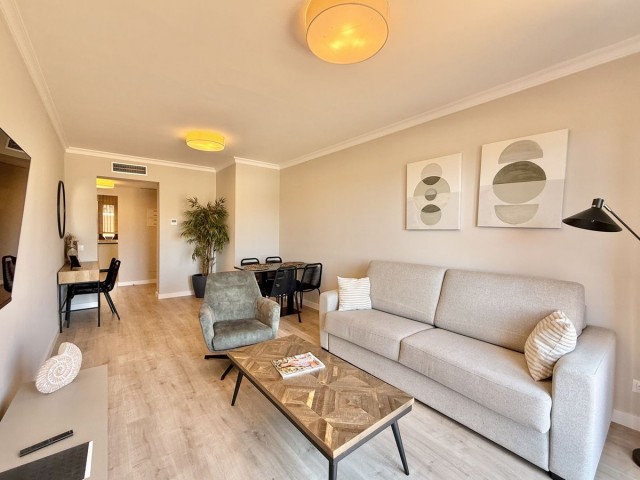 3 Bedrooms Apartment in Benahavís