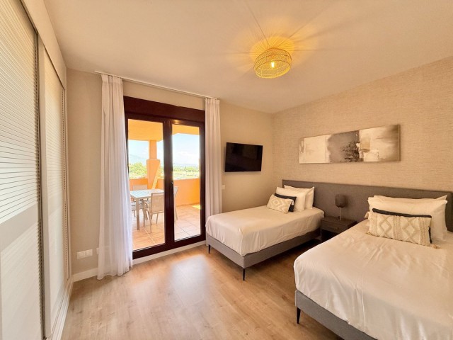 3 Bedrooms Apartment in Benahavís