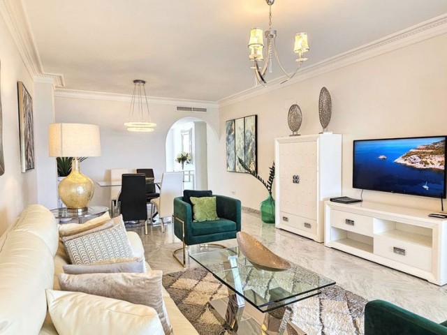 2 Schlafzimmer Apartment in Marbella