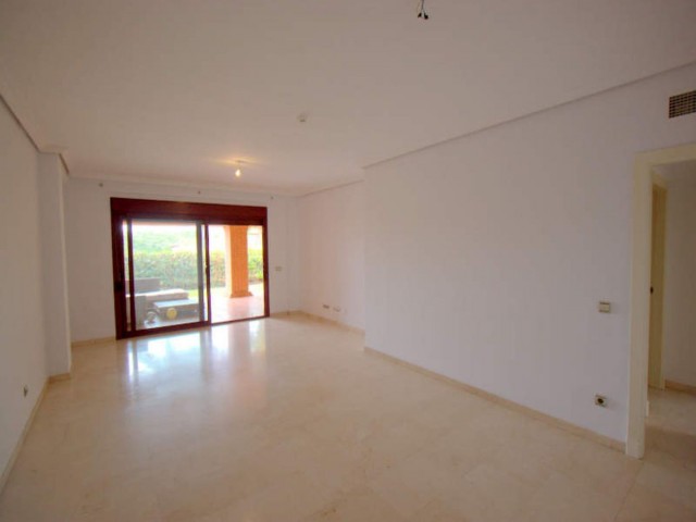 Apartment, Casares, R4181344