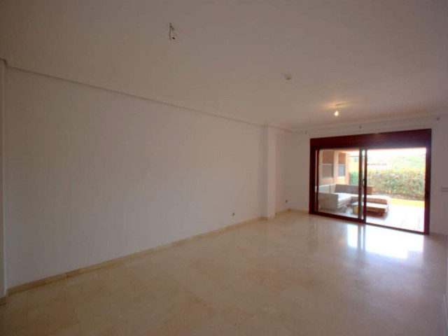Apartment, Casares, R4181344