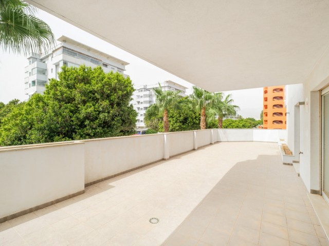 4 Makuuhuoneen Huoneisto Fuengirola