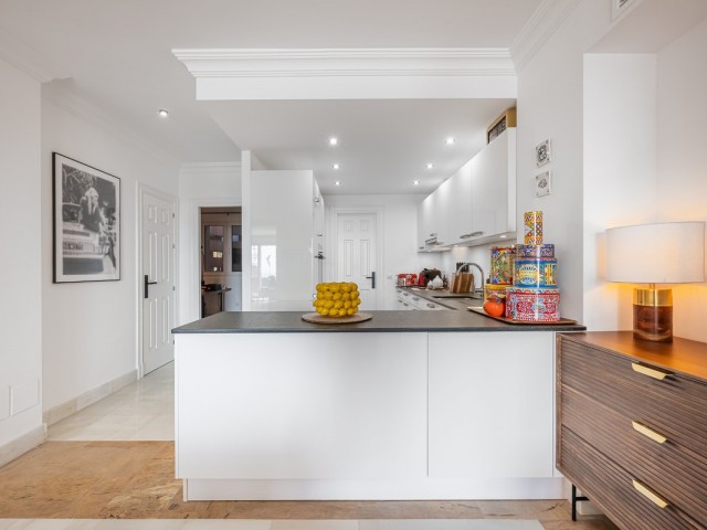 Appartement avec 4 Chambres  à Monte Halcones