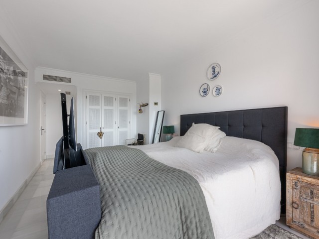 Appartement avec 4 Chambres  à Monte Halcones