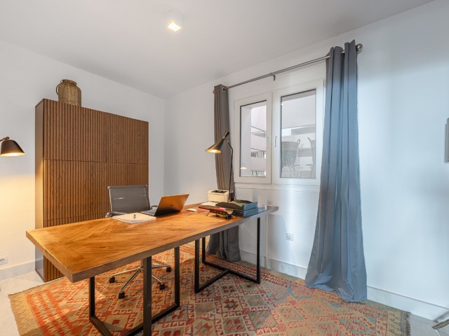 Appartement avec 4 Chambres  à Monte Halcones