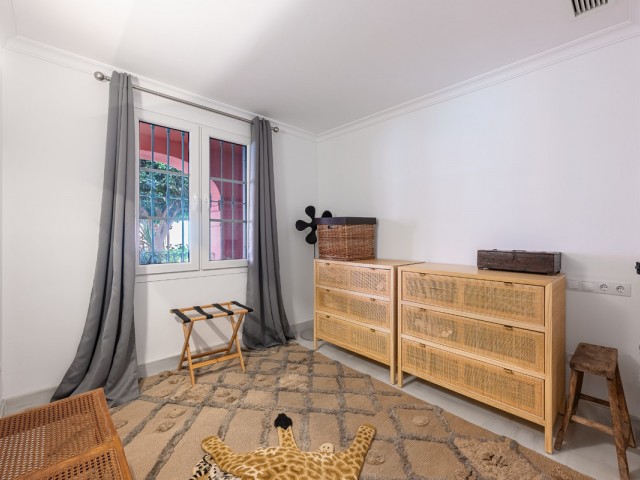 4 Bedrooms Apartment in Monte Halcones