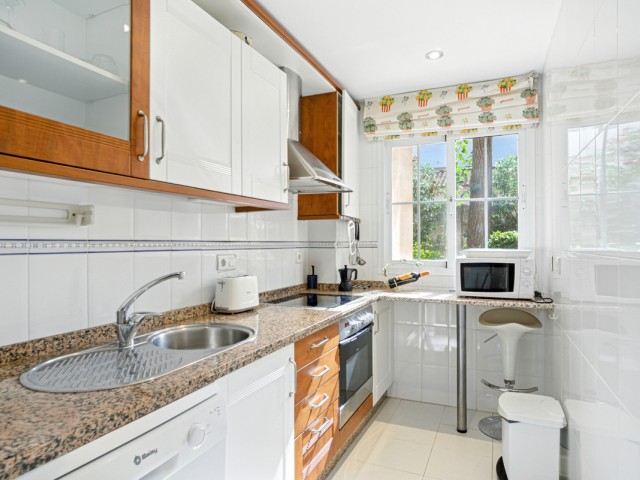 2 Slaapkamer Appartement in Elviria