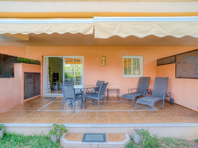 2 Slaapkamer Appartement in Elviria