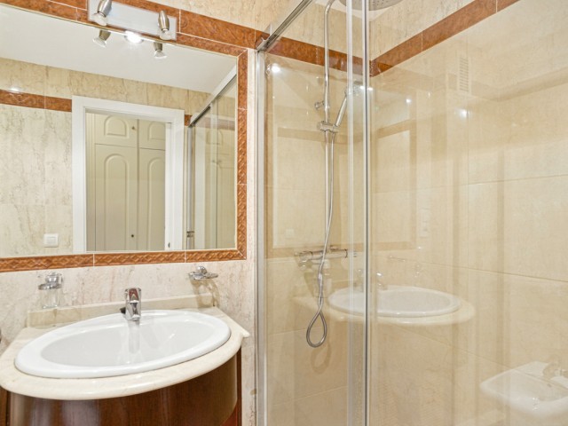 2 Slaapkamer Appartement in Elviria