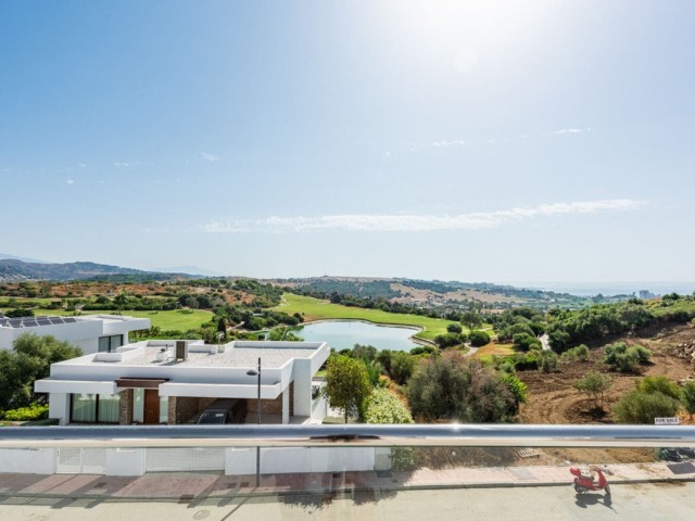 3 Sovrums Villa i Estepona
